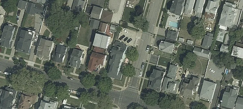 300 10th Ave