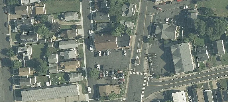 303 Main St