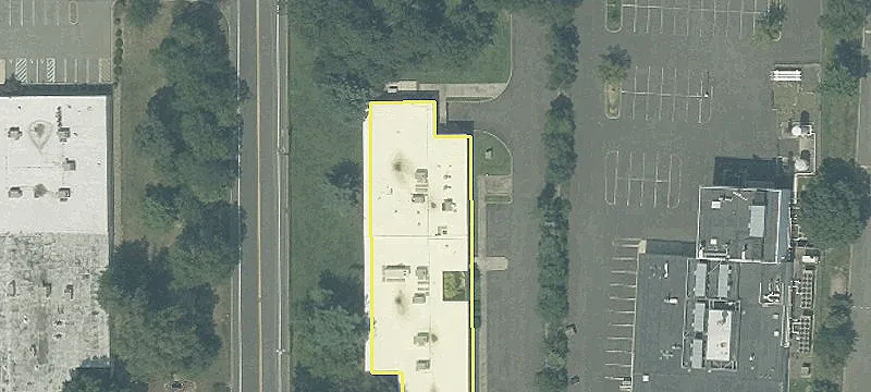 27 Schoolhouse Rd