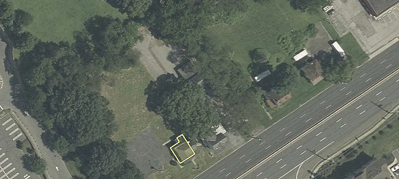 301 Rte 130th S