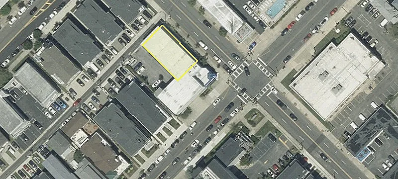 900 Ocean Ave, Unit 204