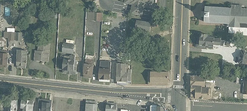 4 Water St