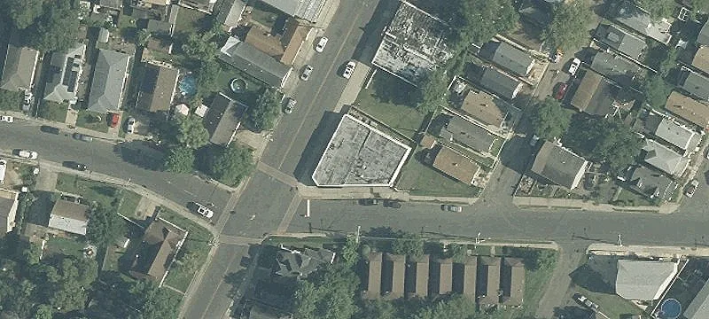 36 Main St