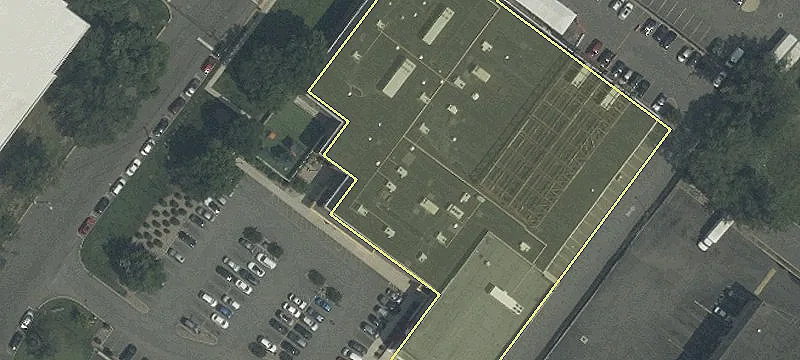 390 Murray Hl Pkwy