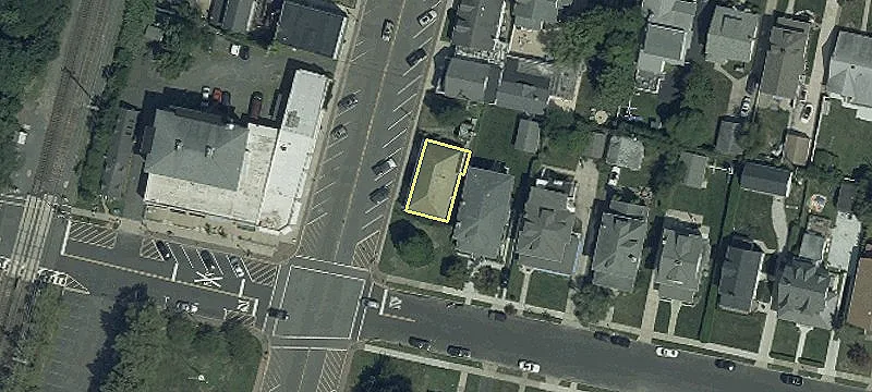 110 Main St