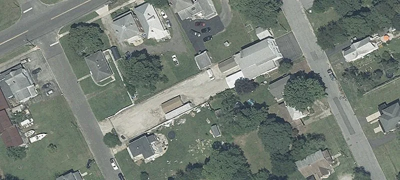 104 Nixon St