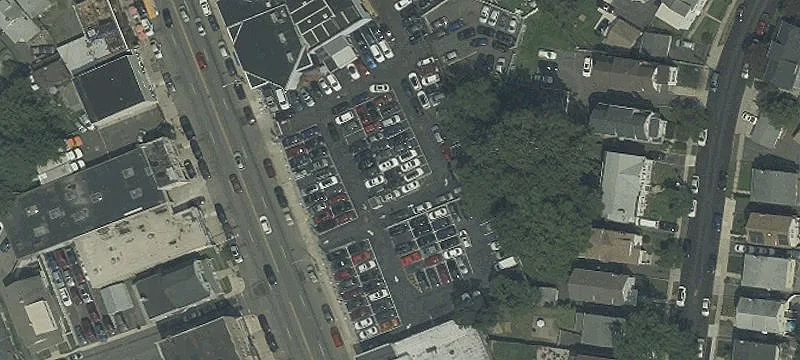 393 Bloomfield Ave