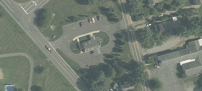 305 Bordentown Chesterfield Rd