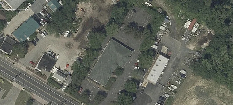 588 Bay Ave, Unit 5