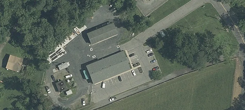 1099 Riv Rd