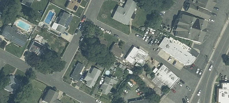 Maple Dr