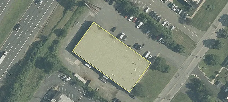 17 Kennedy Blvd