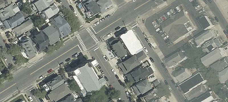 1 Victoria Ave