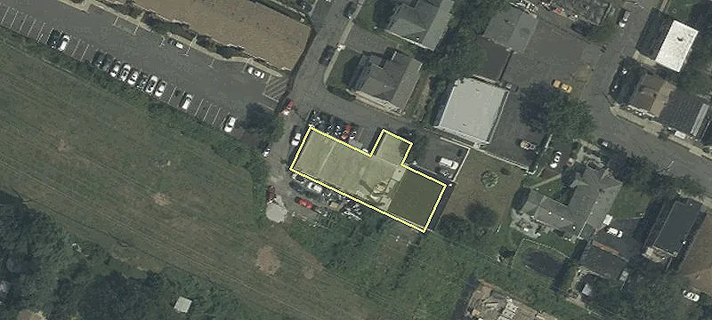 24 Berton Pl