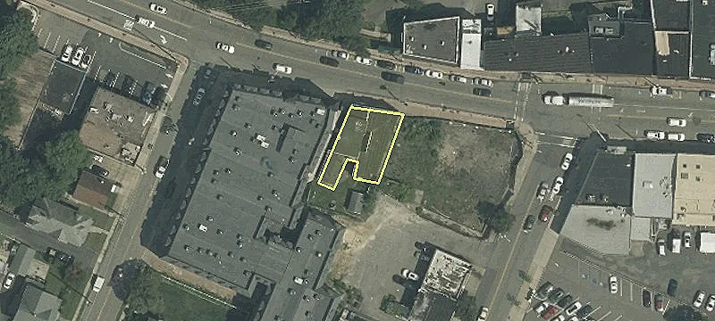 107 Main St