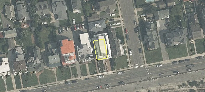 933 Bch Ave