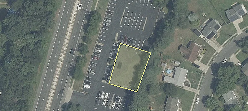 1050 Mantua Pike