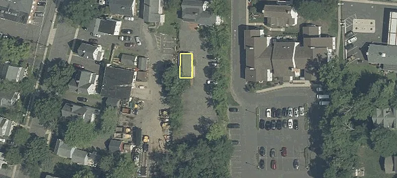 135 Main St