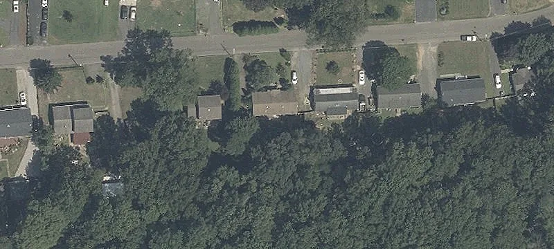 28 Oak Ln