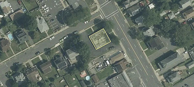 313 Amboy Ave
