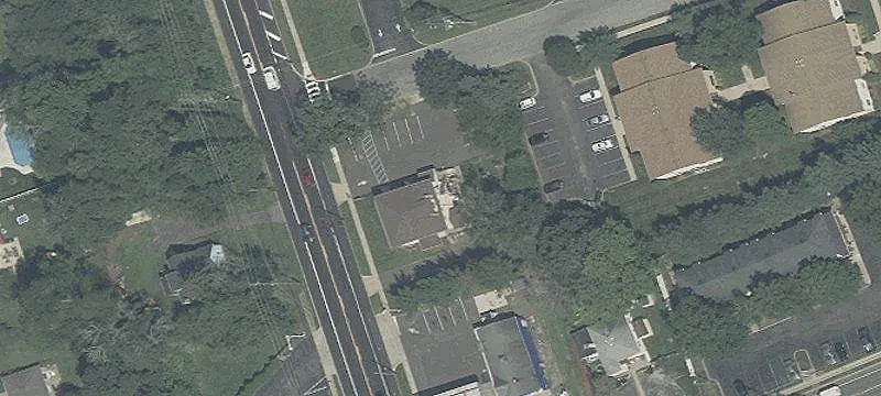 9 Woodbury Rd