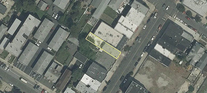 749 Broadway