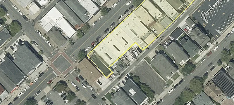 955 Asbury Ave