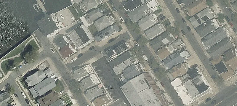 5210 Winchester Ave