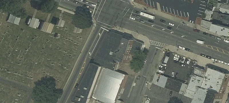 81 Central Ave