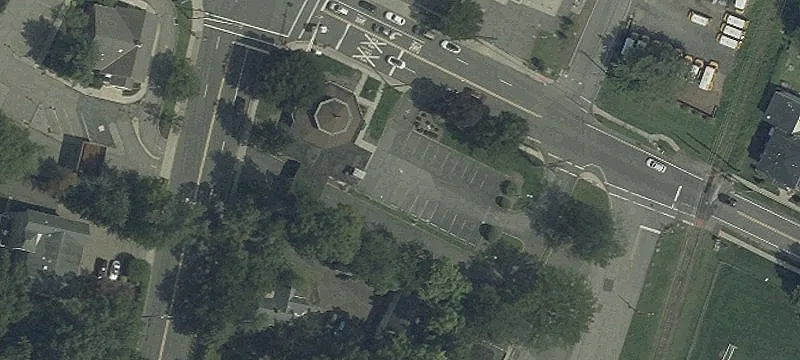 400 Livingston St