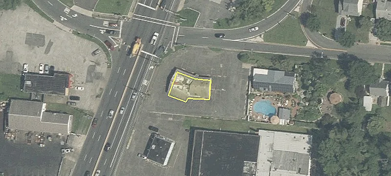 601 Cres Blvd