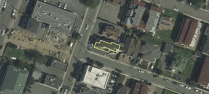 1636 Parker Ave