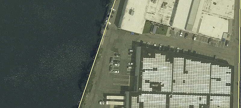 2 Bergen Tpke