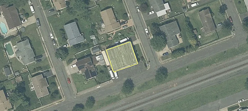 St At N 17th Ave