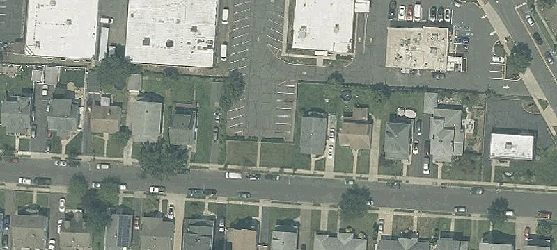 Longwood Ave