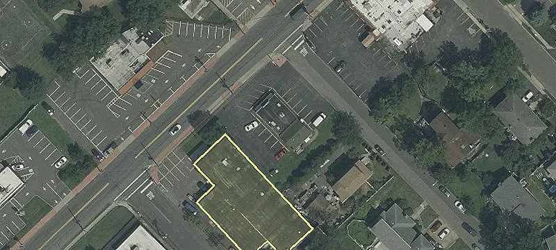 111 Moonachie Rd
