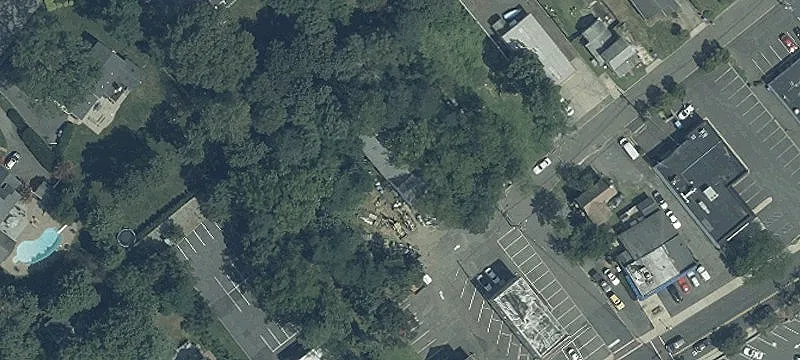 Navesink Ave