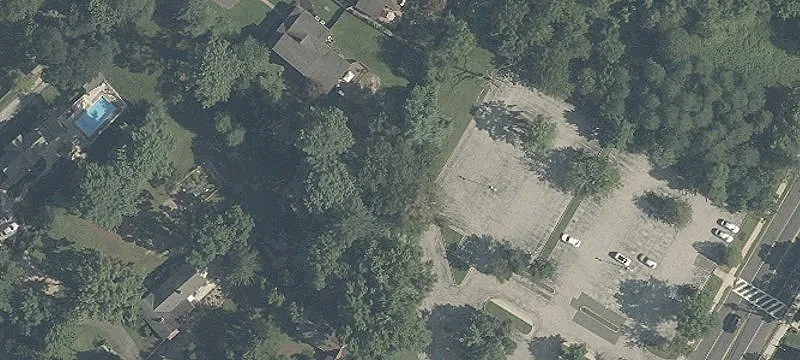 Clementon E Rd