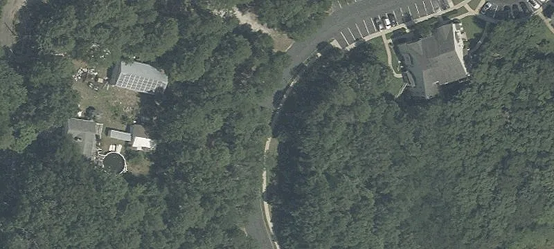 Commodore Blvd