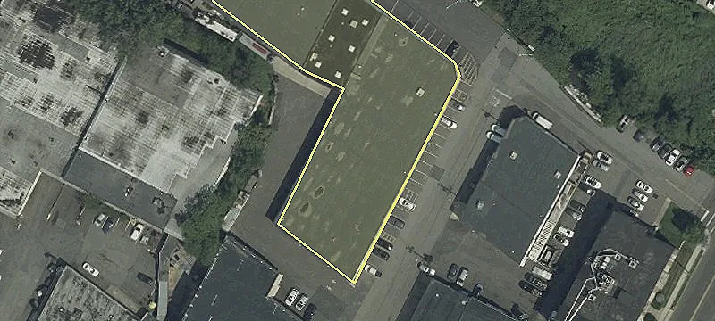 Commercial Ave At W Edsall Blvd