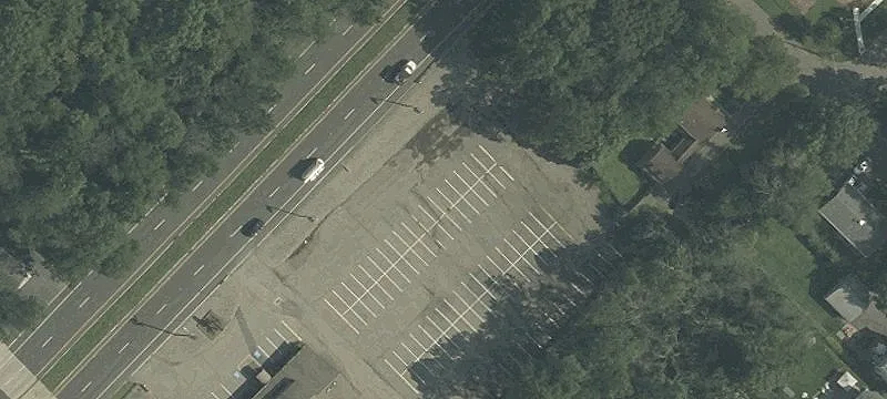 58 Eisenhower Pkwy