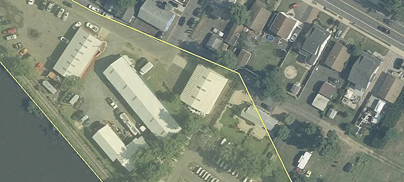 10 John St