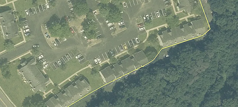 Twin Oaks Ct