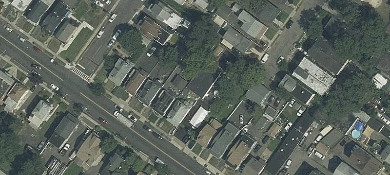 907 Chancellor Ave