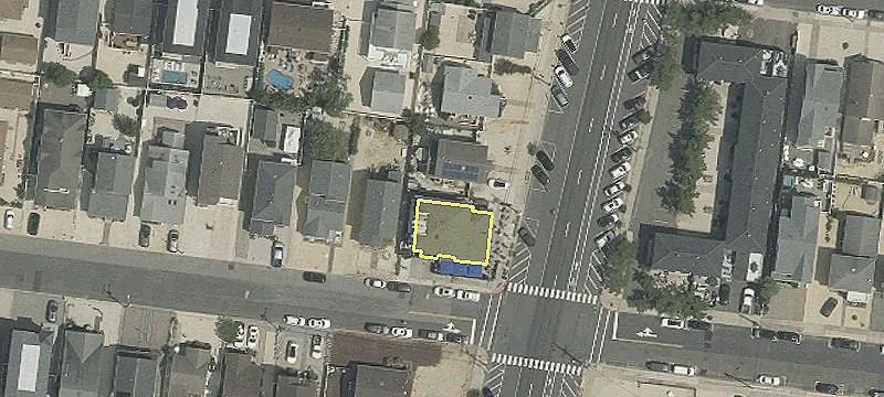 76 Grand Central Ave