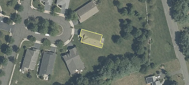 8 Mayflower Ct