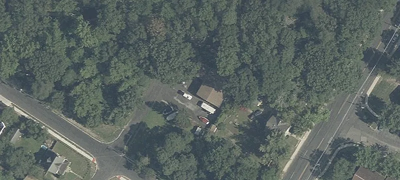 121 Holly St