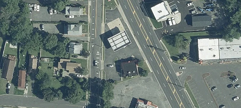 Hwy 35th At S St St