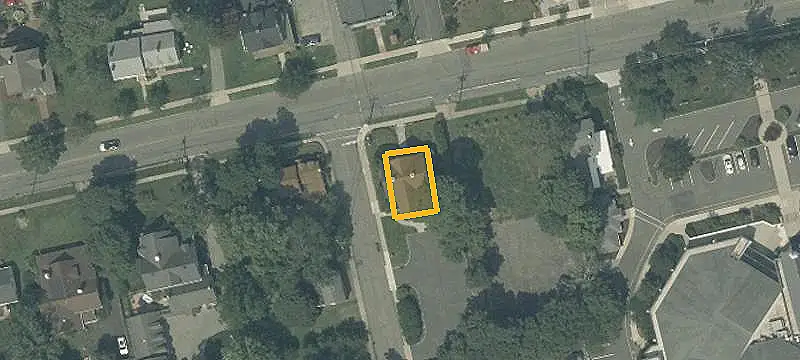14 Main St
