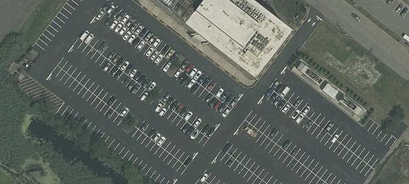 1050 Wall W St